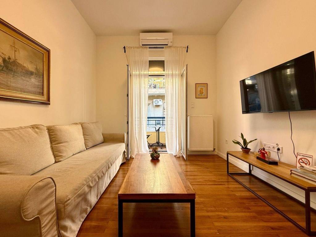 exarcheia_residential_apartment_for_sale