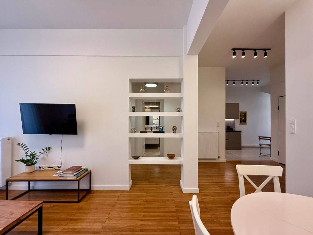 exarcheia_residential_apartment_for_sale