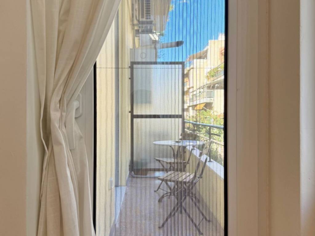 exarcheia_residential_apartment_for_sale