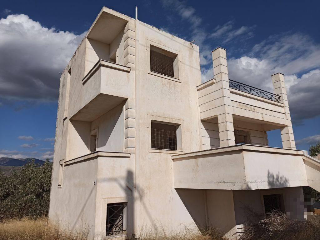 E DYTIKE KAI BOREIA OPSE TES KATOIKIAS