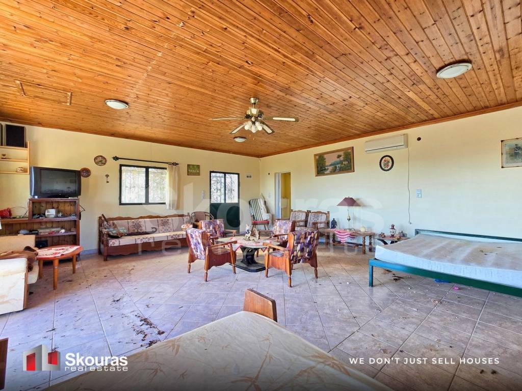 Εσωτερικοι χώροι