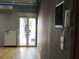 Forumland Real Estate, Σαλόνι