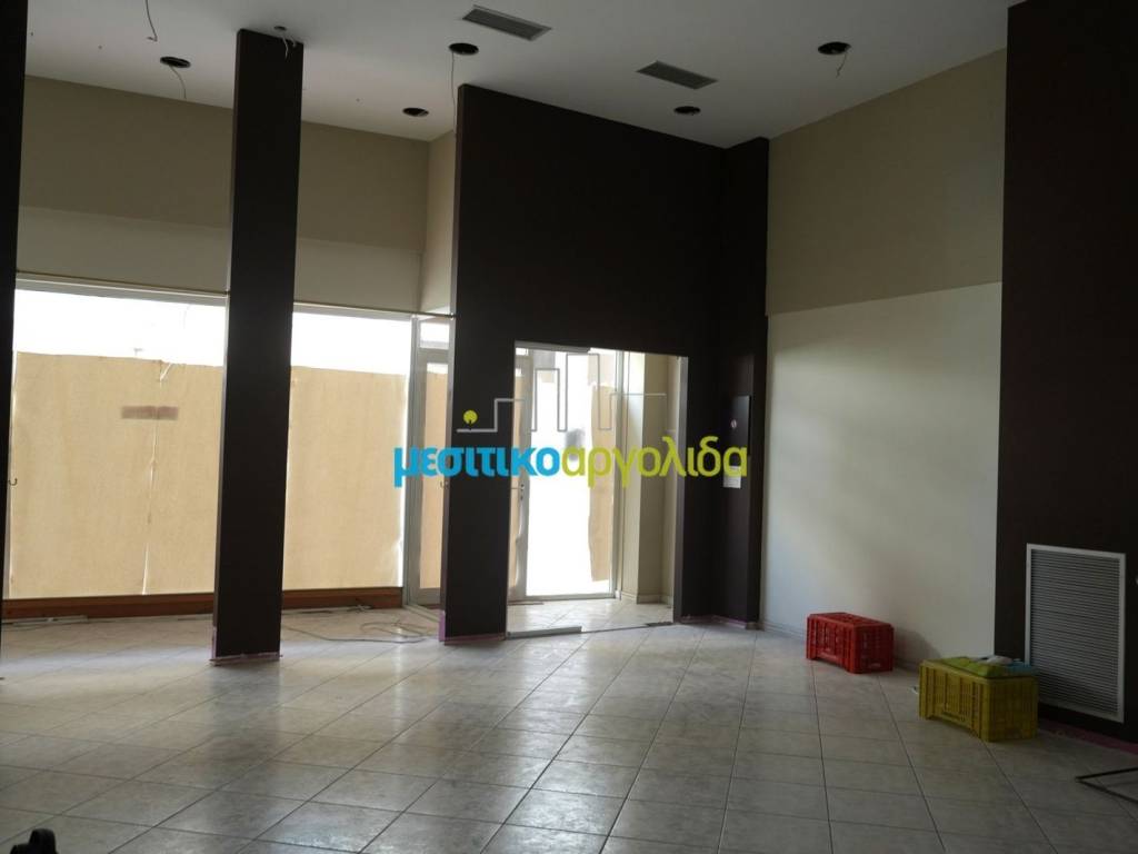 Εσωτερικοι χώροι