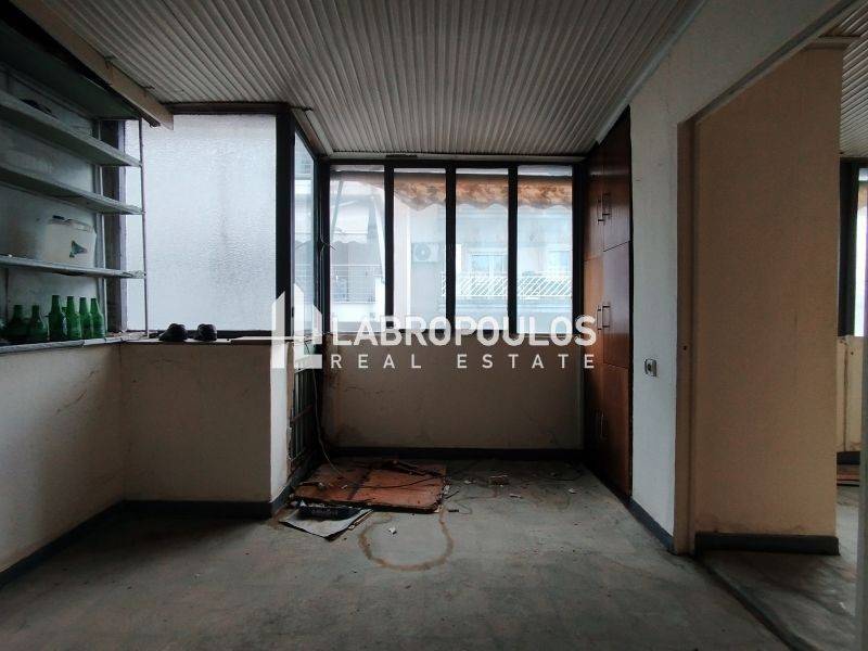 choros poy tha nomimopoiethei