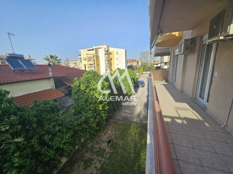 Θέα από μπαλκόνι