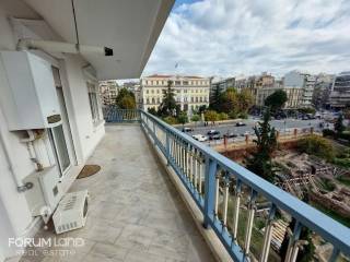 Forumland Real Estate, Βεράντες