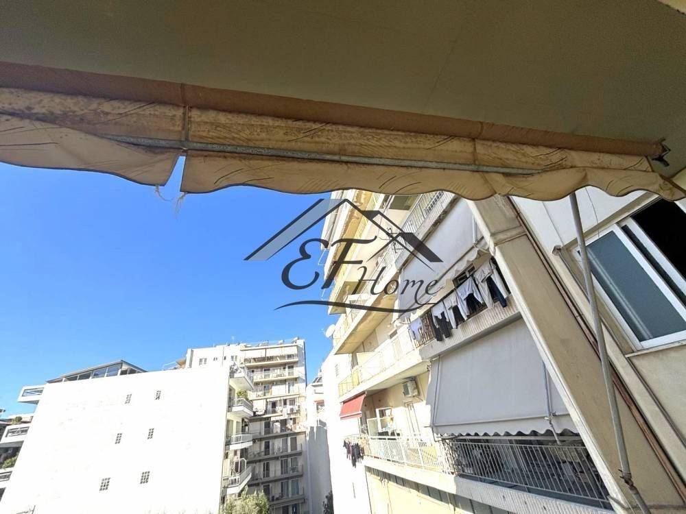 Θέα απο μπαλκόνι