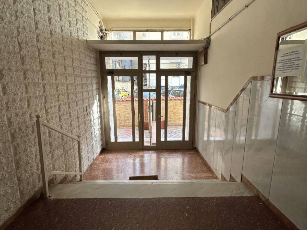 ΕΙΣΟΔΟΣ ΟΙΚΟΔΟΜΗΣ