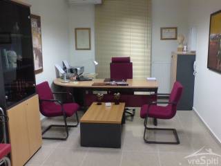 Η Φωτογραφία του γραφείου είναι ενδεικτική και αποτελεί δείγμα.