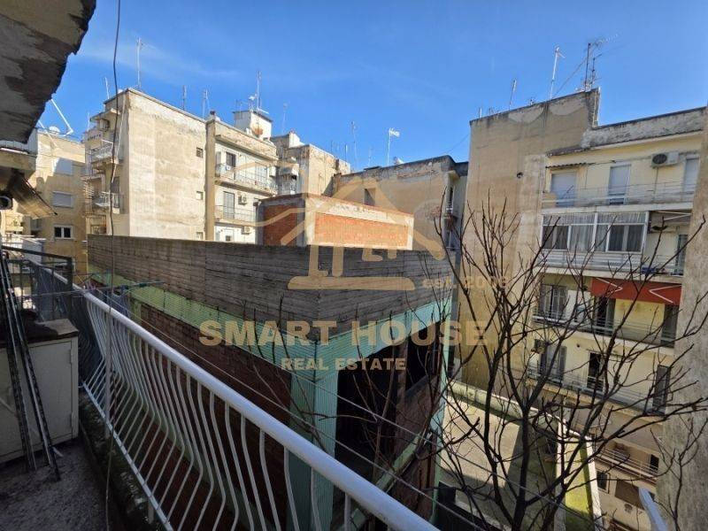 Θέα από μπαλκόνι