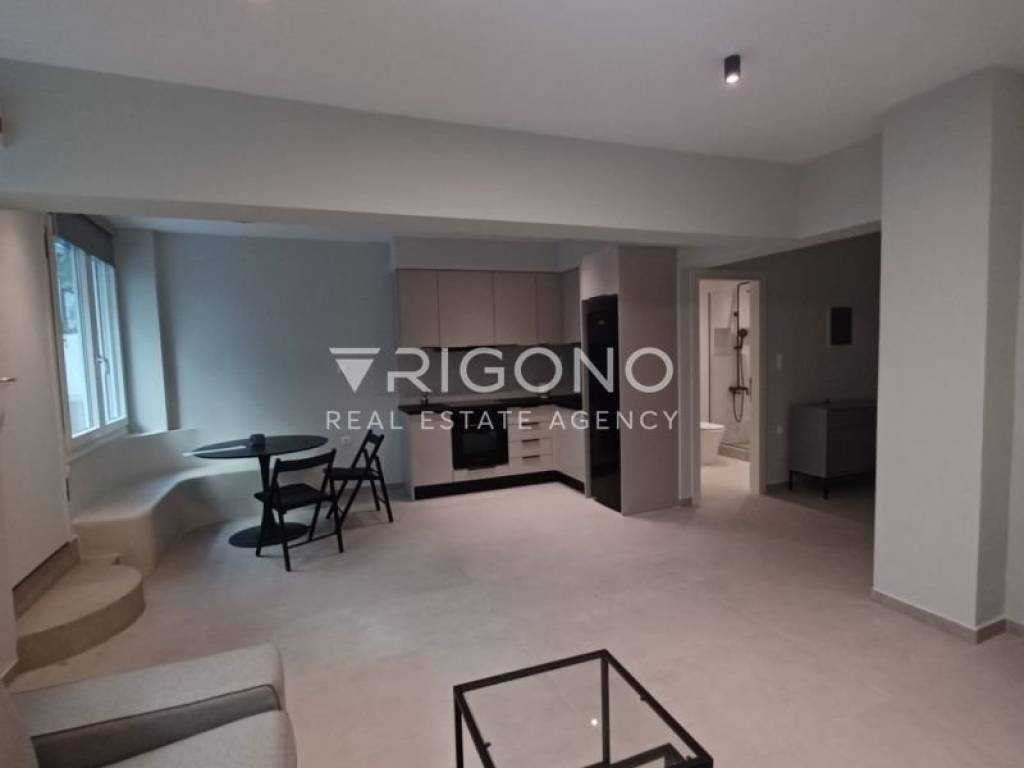 Σαλοκουζίνα