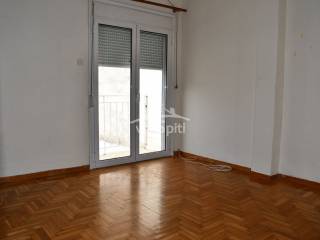 ΣΑΛΟΝΙ - ΚΑΘΙΣΤΙΚΟ