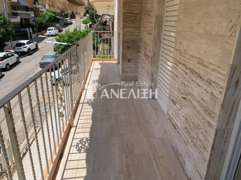 Θέα από μπαλκόνι