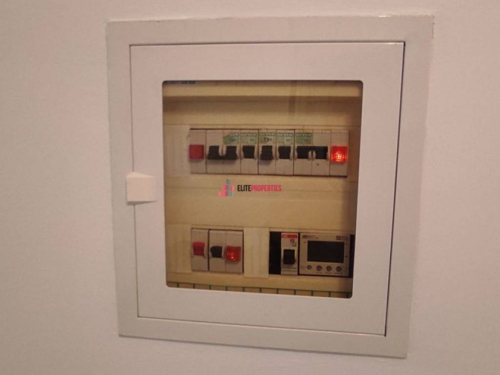 ΗΛΕΚΤΡΟΛΟΓΙΚΟΣ ΠΙΝΑΚΑΣ