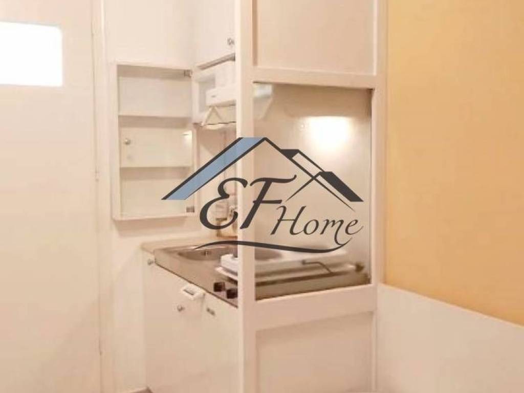 Ενιαίος χώρος κουζίνα-υπνοδωμάτιο