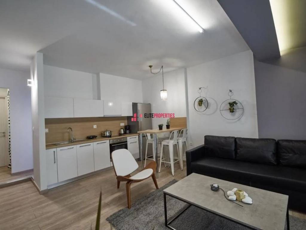 ΣΑΛΟΚΟΥΖΙΝΑ