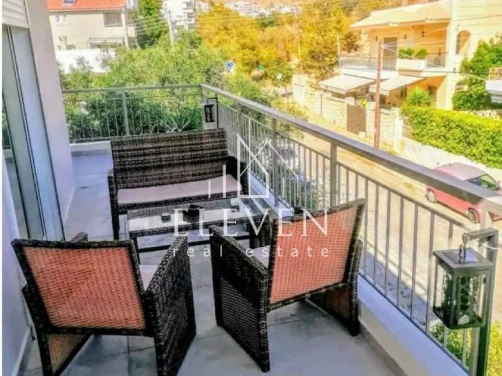 Θέα από μπαλκόνι