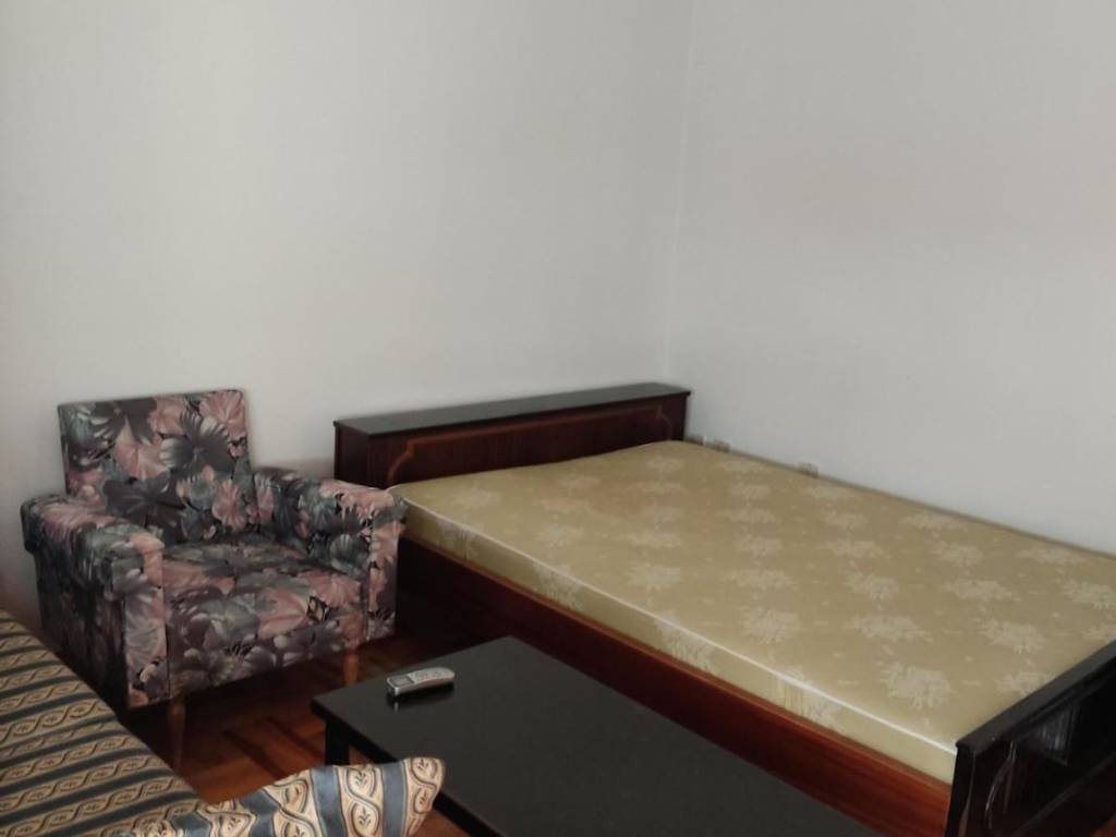 YPNODOMATIO ME DIPLO KREBATI