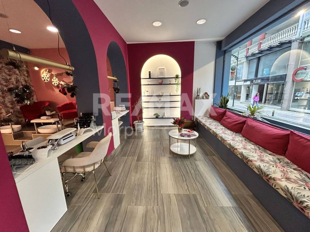 Εσωτερικοι χώροι