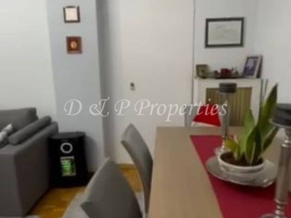 Σαλονοτραπεζαρία