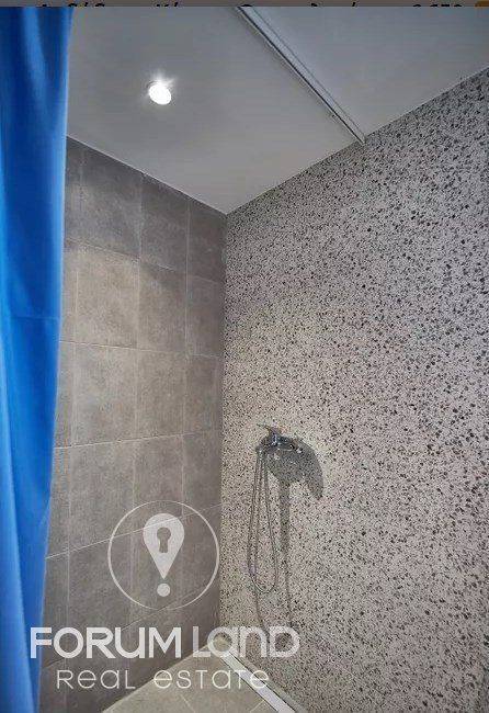 Forumland Real Estate, Μπάνιο