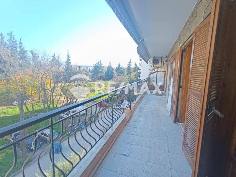 Θέα από μπαλκόνι