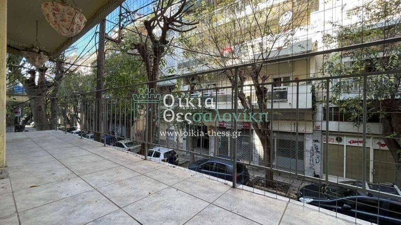 Θέα από μπαλκόνι