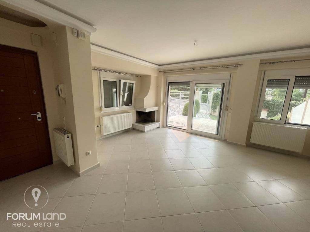 Forumland Real Estate, Σαλοκουζίνα