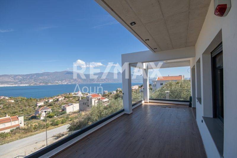 Θέα από μπαλκόνι