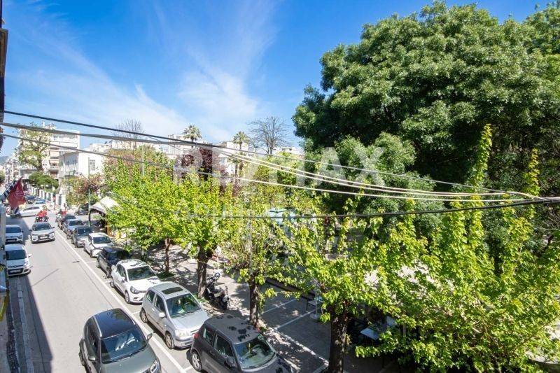 Θέα από μπαλκόνι