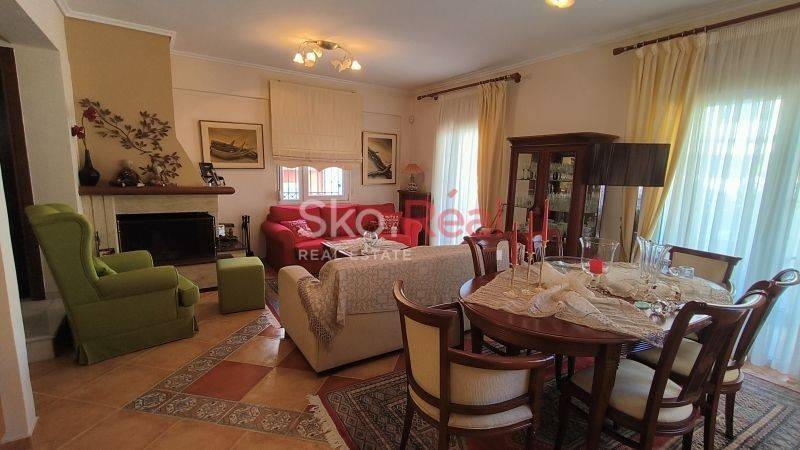 Σαλοκουζίνα