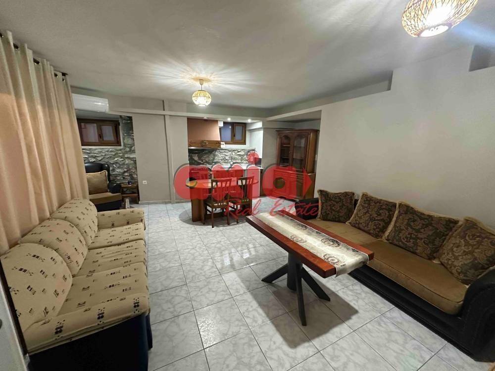 Ενοικιάζεται πληρως επιπλωμένο και  ανακαινισμένο