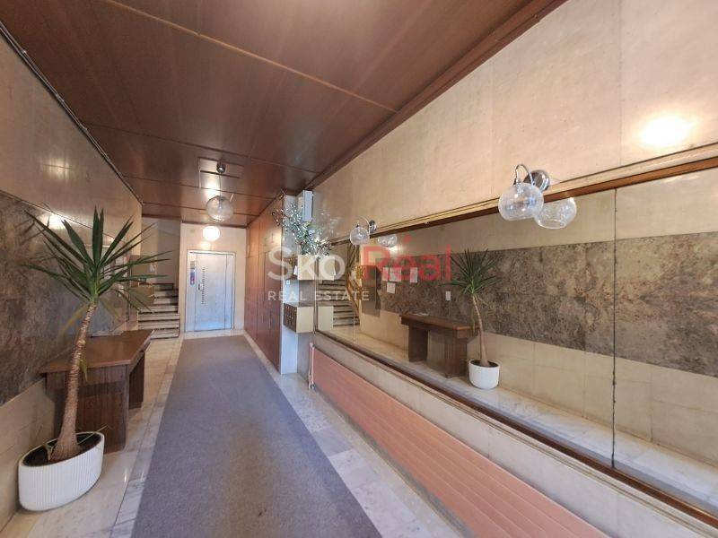 Είσοδος οικοδομής