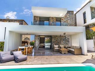 ANYPLACE ΜΕΣΙΤΙΚΕΣ ΥΠΗΡΕΣΙΕΣ