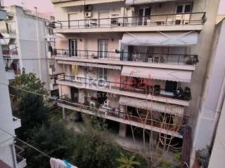 Πίσω μπαλκόνι