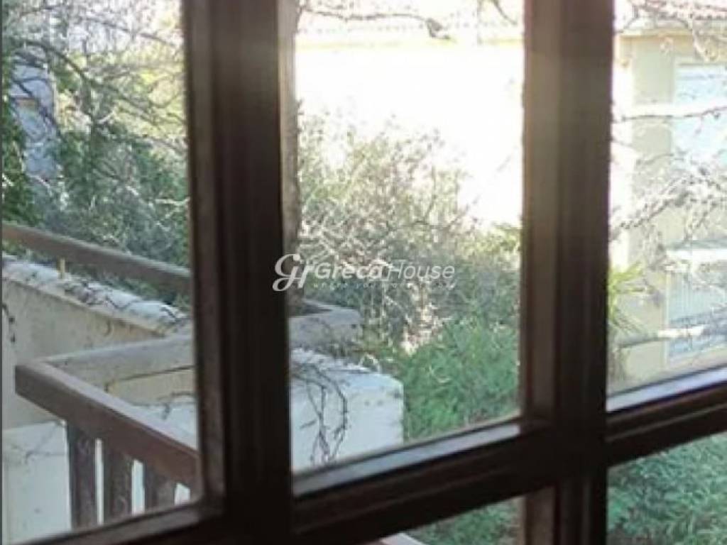 Μονοκατοικία με γκαράζ προς πώληση Νέα Ερυθραία