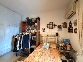 Μονοκατοικία με γκαράζ προς πώληση Νέα Ερυθραία