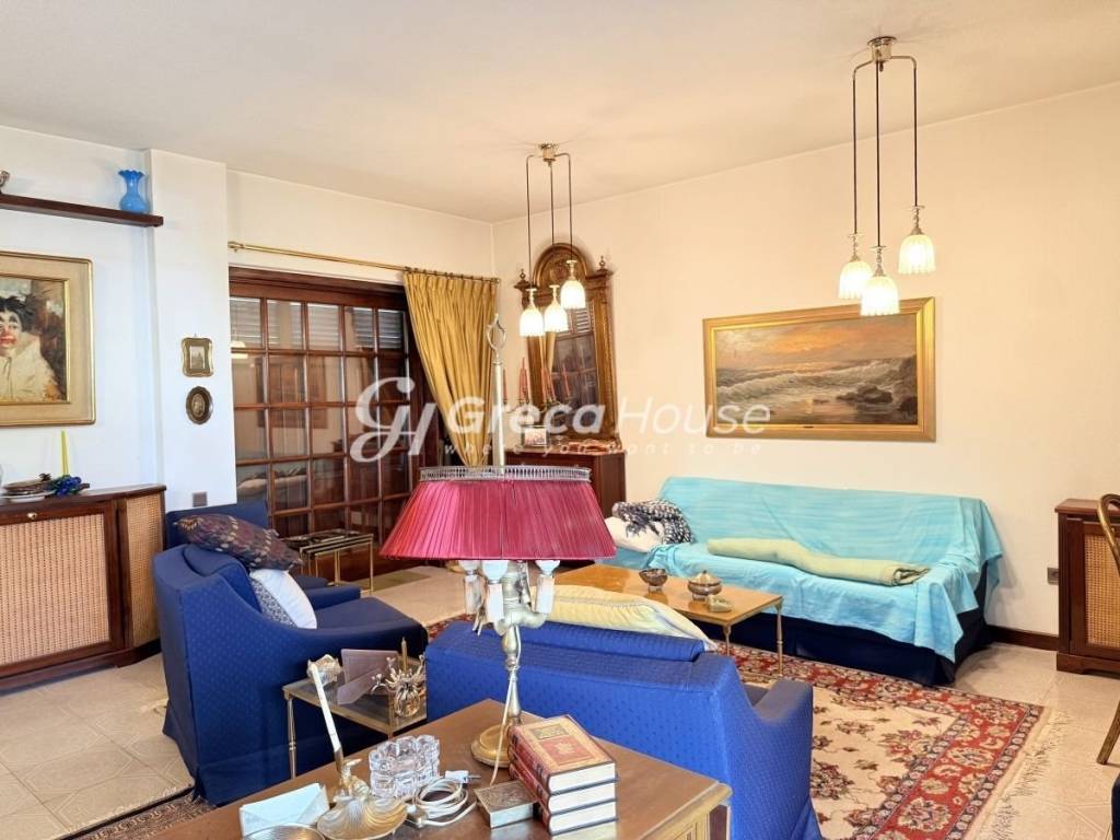 Μονοκατοικία με γκαράζ προς πώληση Νέα Ερυθραία