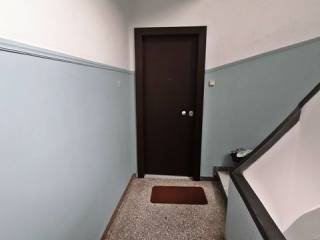 εισοδος διαμερισματος