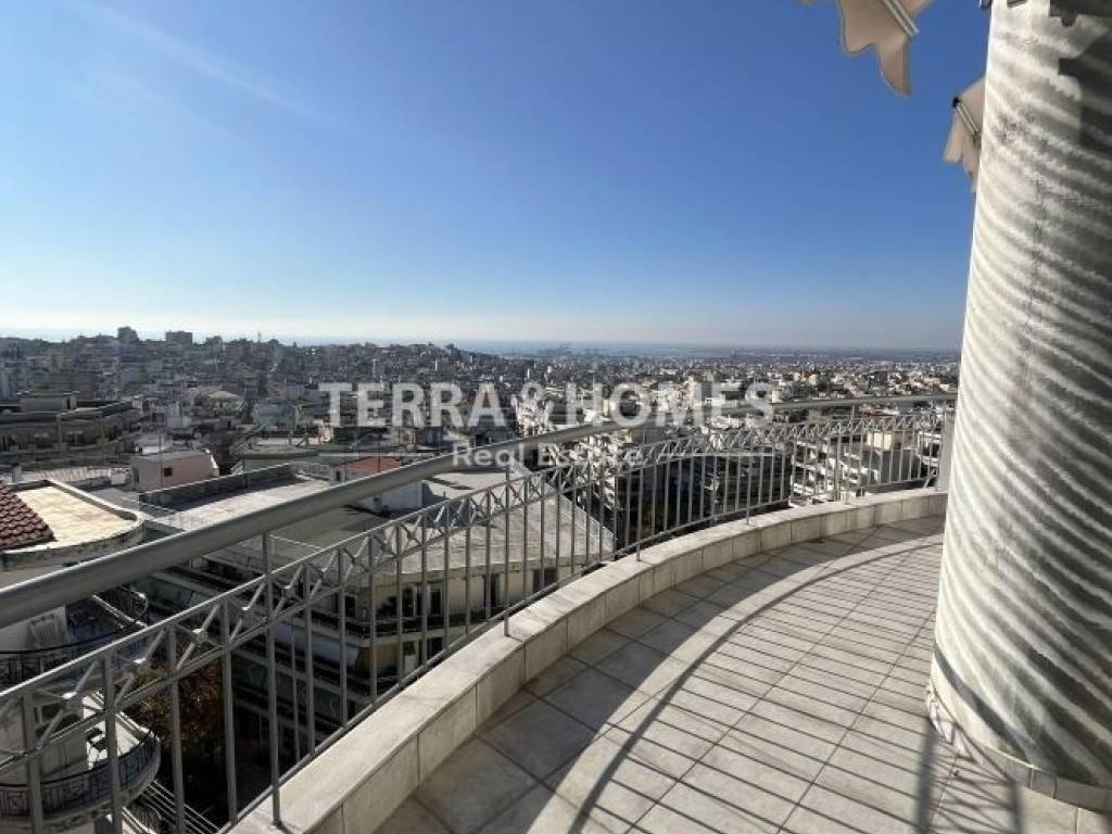 Θέα από μπαλκόνι