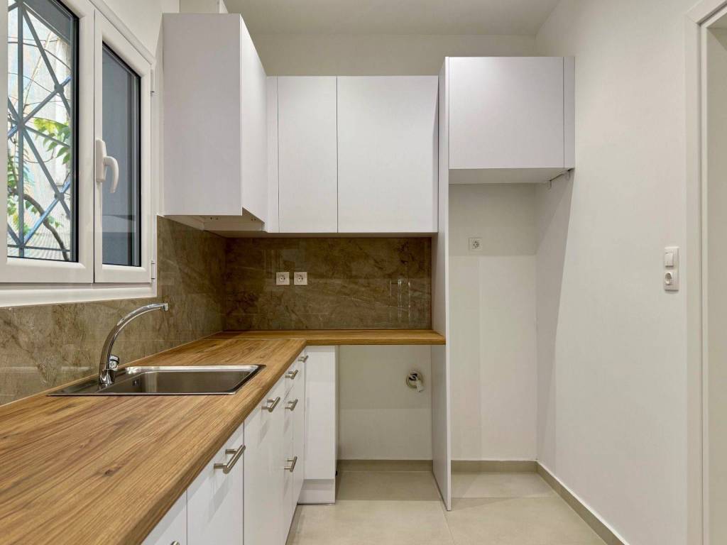 fokionos_negri_residential_studio_for_sale