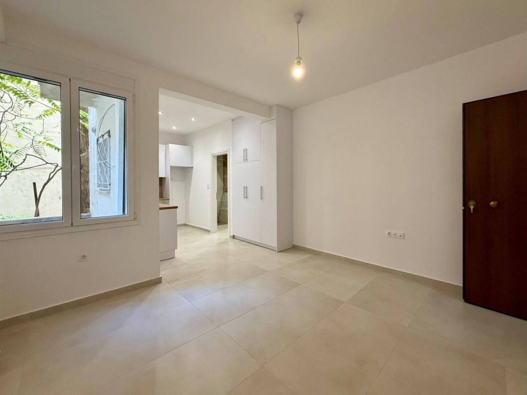 fokionos_negri_residential_studio_for_sale