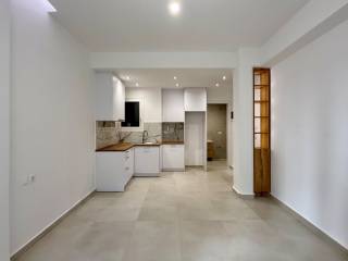 fokionos_negri_residential_studio_for_sale