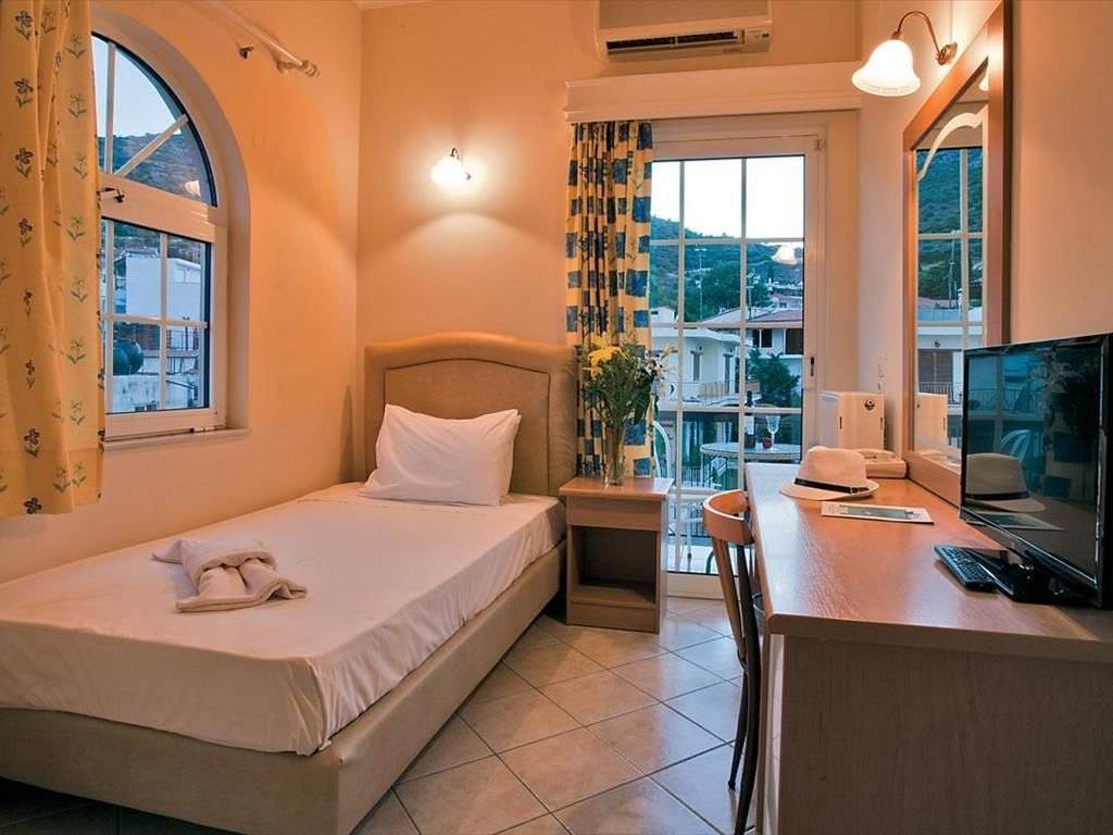 Hotel - Grekodom 39589|589049