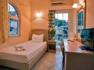 Hotel - Grekodom 39589|589049