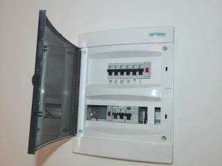 ΗΛΕΚΤΡΟΛΟΓΙΚΟΣ ΠΙΝΑΚΑΣ