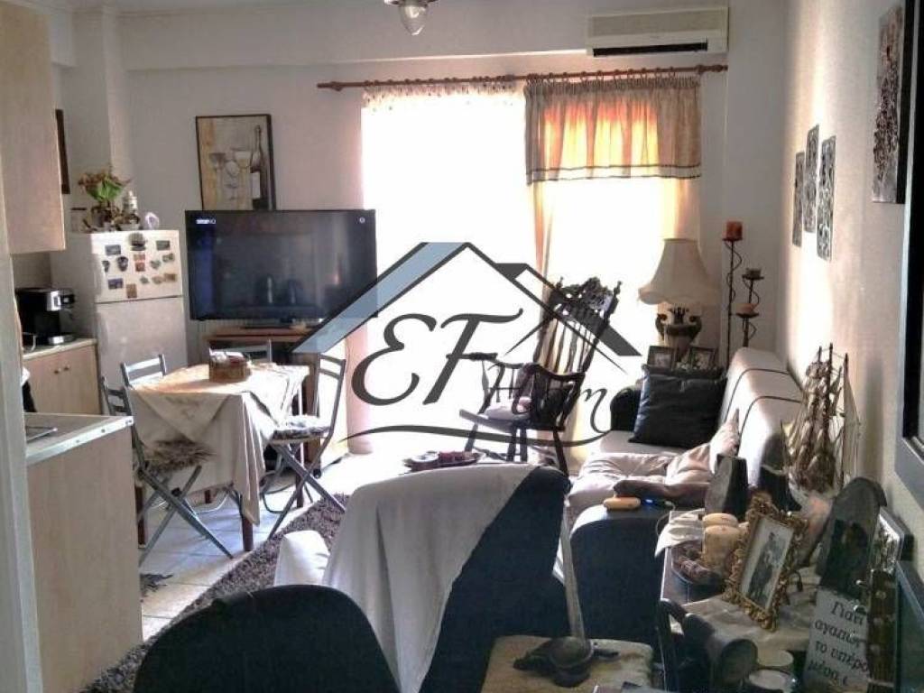 Ενιαίος χώρος κουζίνα-σαλόνι