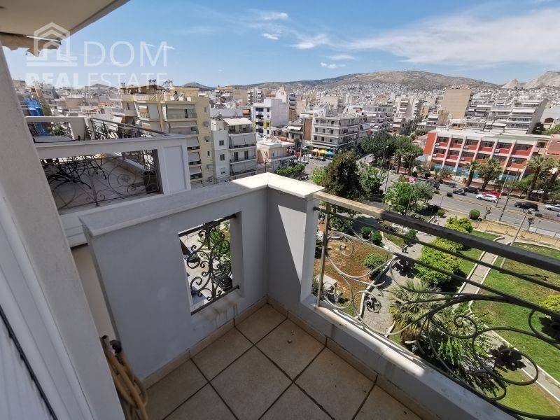 Θέα από μπαλκόνι