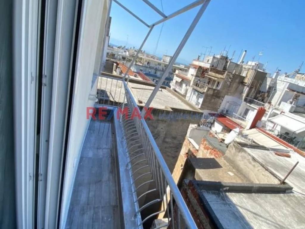 Θέα από μπαλκόνι