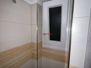 ΠΑΡΑΘΥΡΟ ΜΠΑΝΙΟΥ